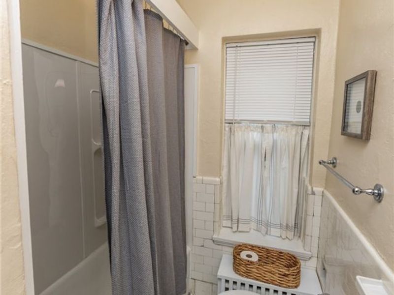 2330 Euclid Heights Boulevard, Unit 105, Cleveland Heights, OH 44106 Photo 17