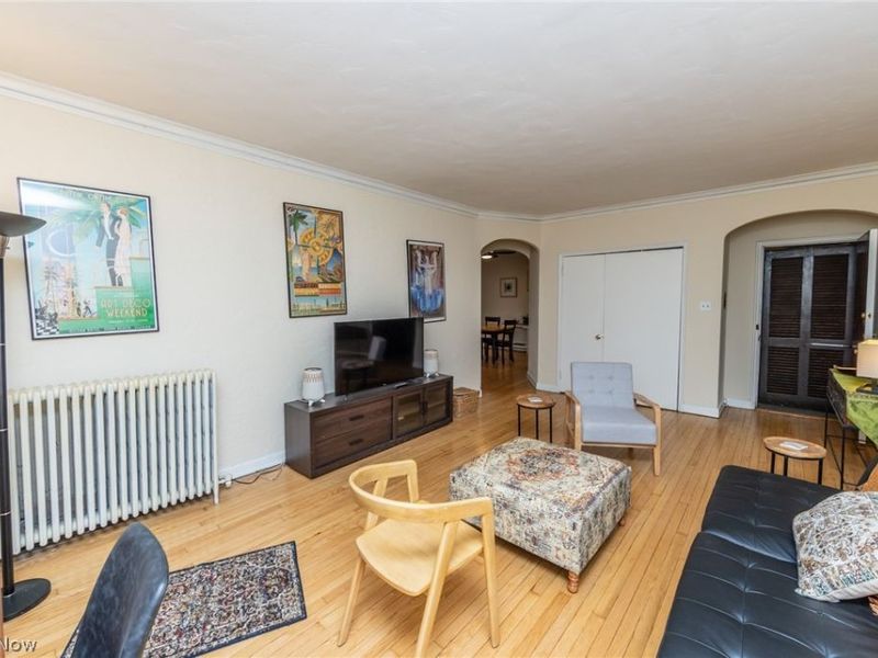 2330 Euclid Heights Boulevard, Unit 105, Cleveland Heights, OH 44106 Photo 5