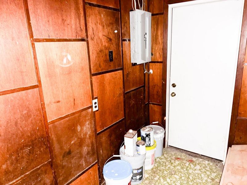 2676 Shelly Drive, Columbus, OH 43207 Photo 29