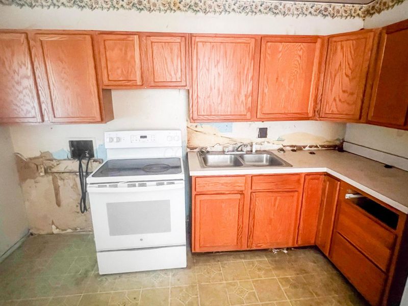 2676 Shelly Drive, Columbus, OH 43207 Photo 34