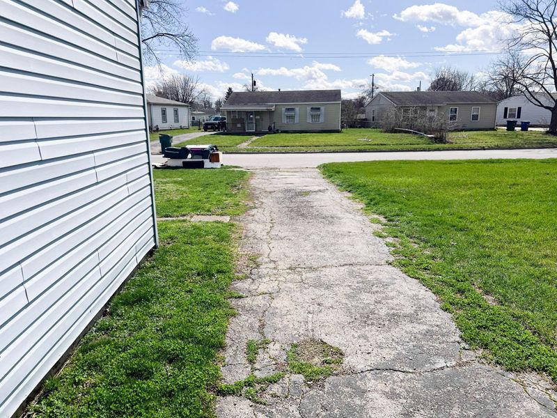 2676 Shelly Drive, Columbus, OH 43207 Photo 50