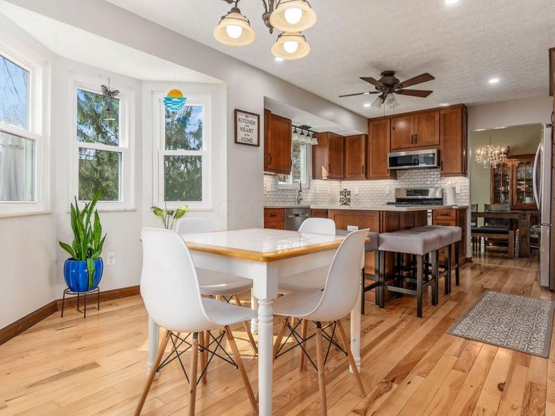 703 Suntree Drive , Westerville, OH 43081 Photo 10