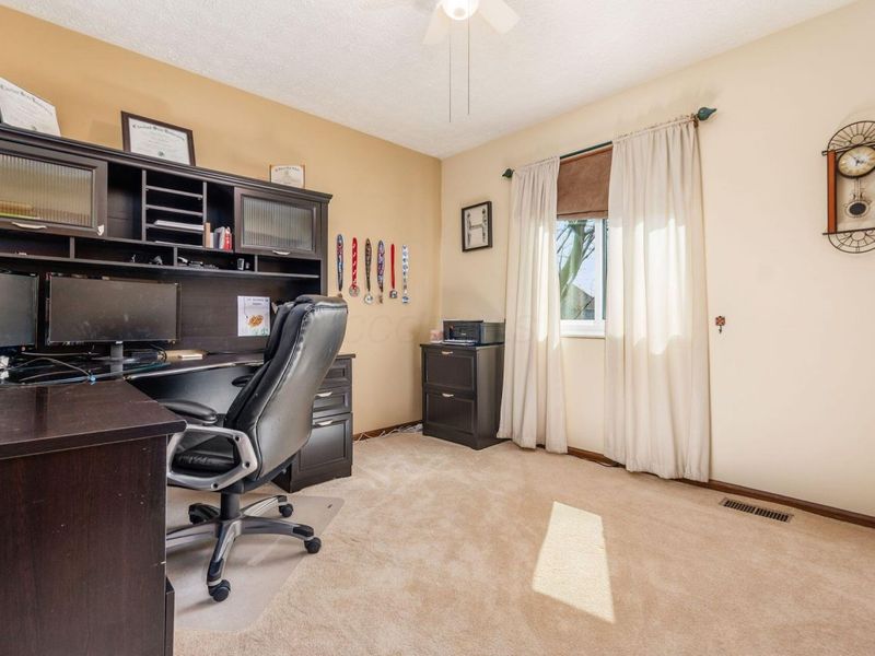 703 Suntree Drive , Westerville, OH 43081 Photo 18