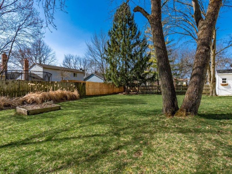 703 Suntree Drive , Westerville, OH 43081 Photo 25