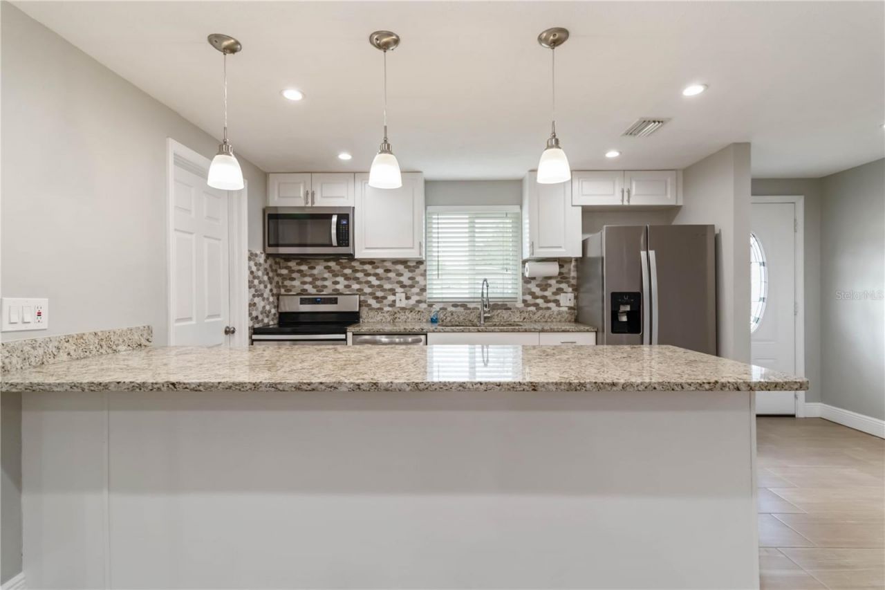 5823 22nd Street W, Bradenton, FL 34207 Photo