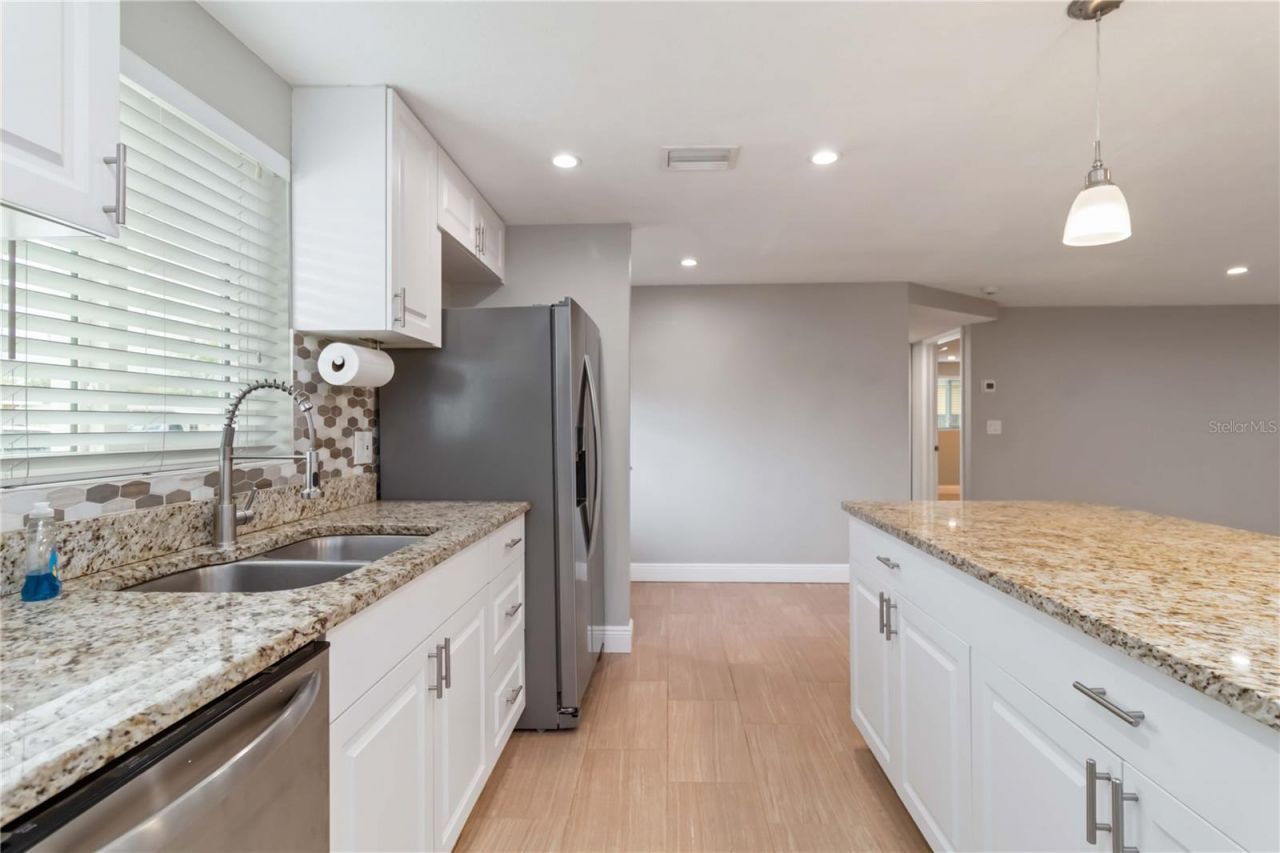 5823 22nd Street W, Bradenton, FL 34207 Photo