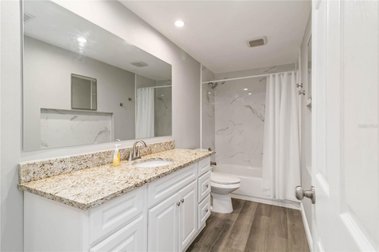 5823 22nd Street W, Bradenton, FL 34207 Photo