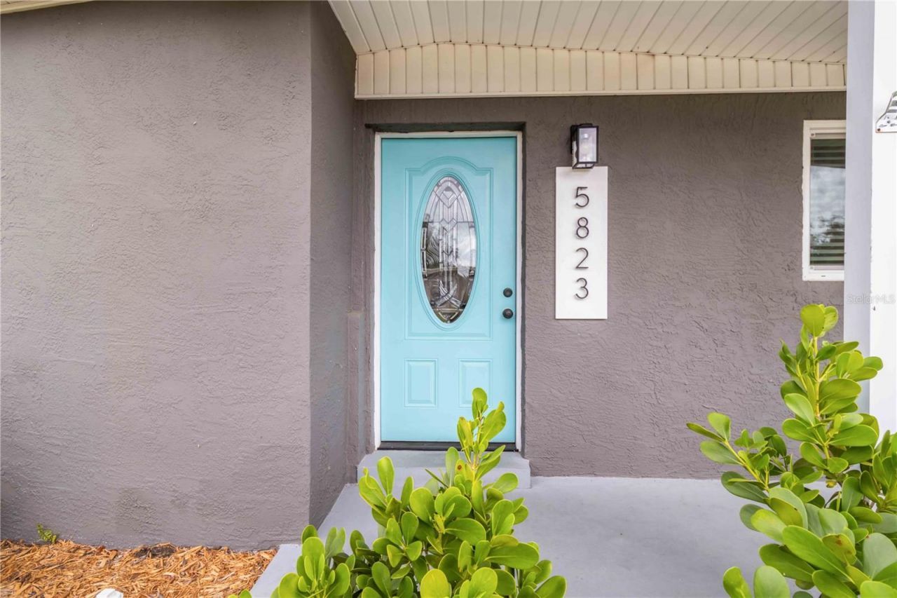 5823 22nd Street W, Bradenton, FL 34207 Photo