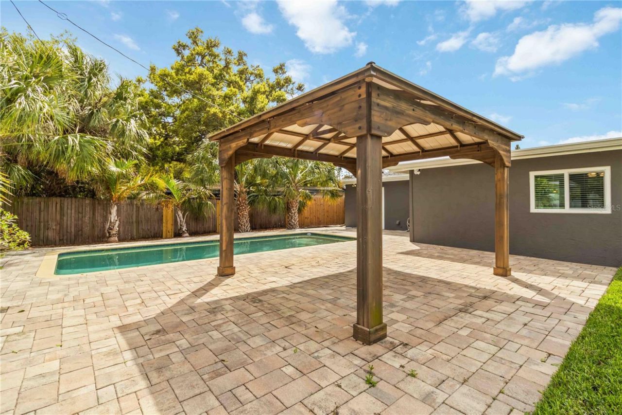 5823 22nd Street W, Bradenton, FL 34207 Photo