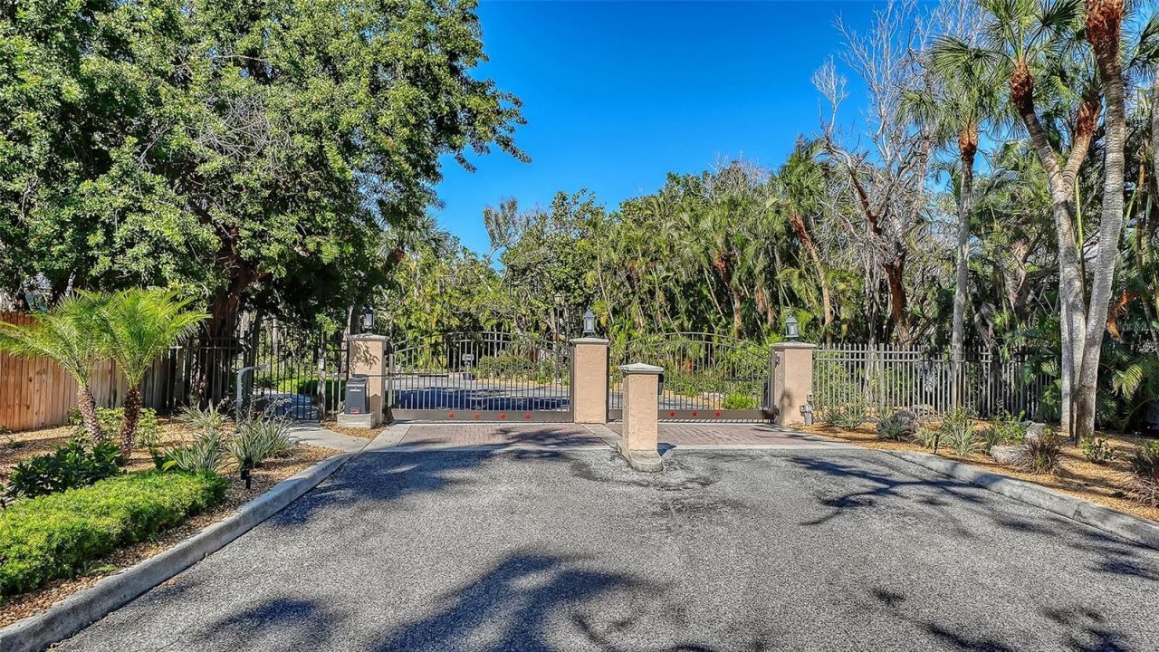 5422 Sandhamn Place, Longboat Key, FL 34228 Photo