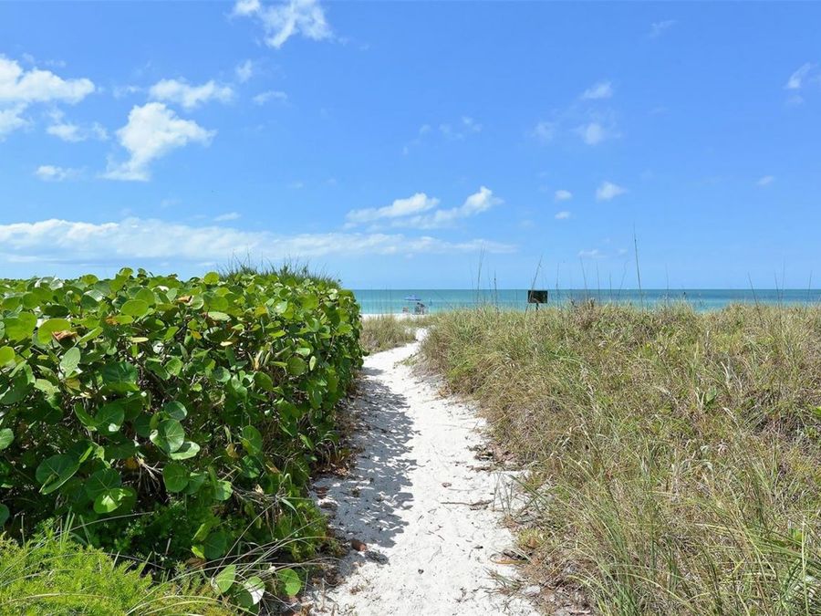 Property Image 100
