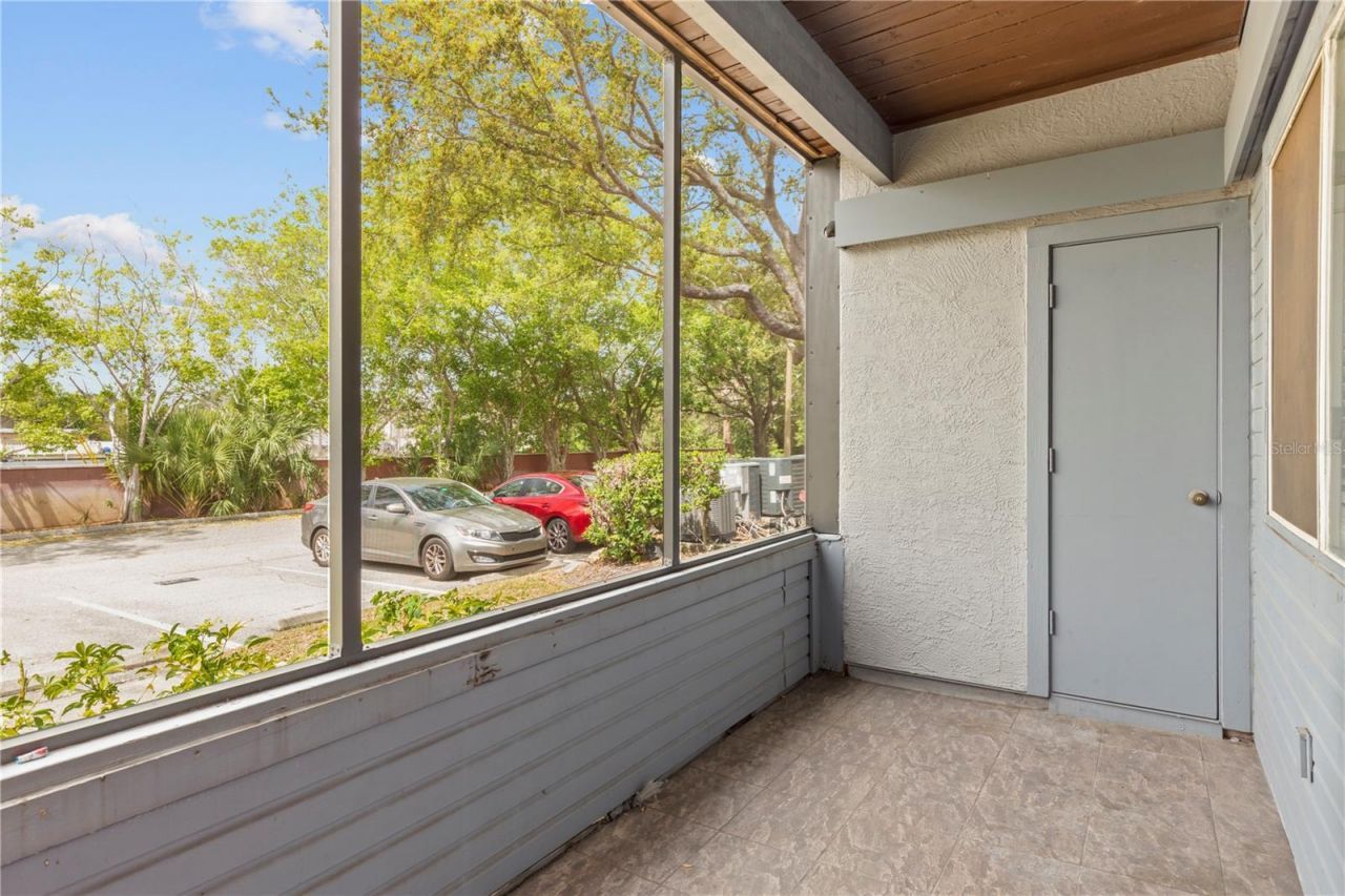 10265 Gandy Boulevard N, Unit 1401, Saint Petersburg, FL 33702 Photo