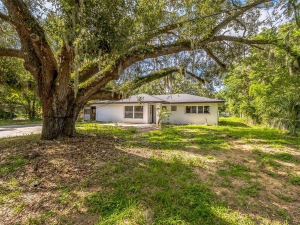 4212 HARRY DRIVE , FRUITLAND PARK, FL 34731