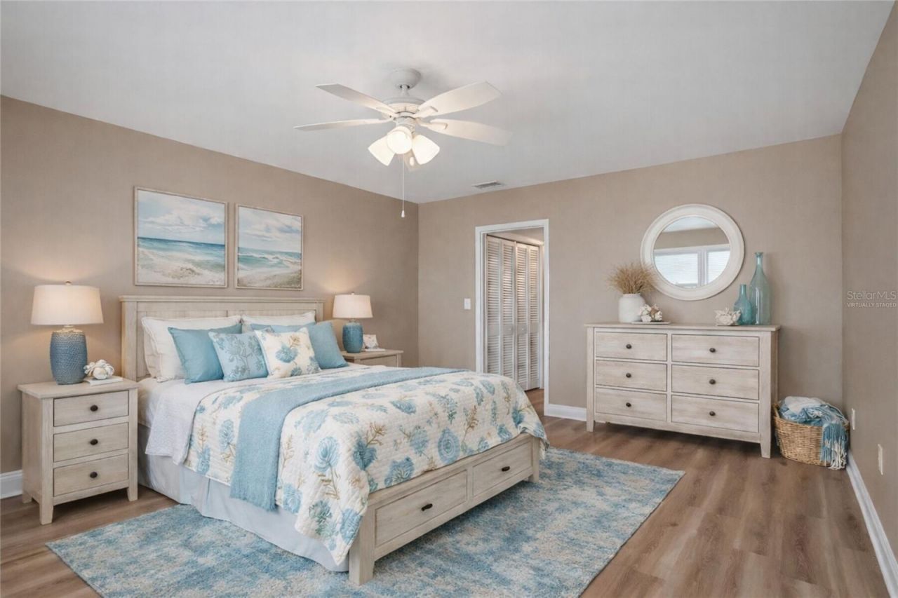 5108 Brittany Drive S, Unit 1006, Saint Petersburg, FL 33715 Photo