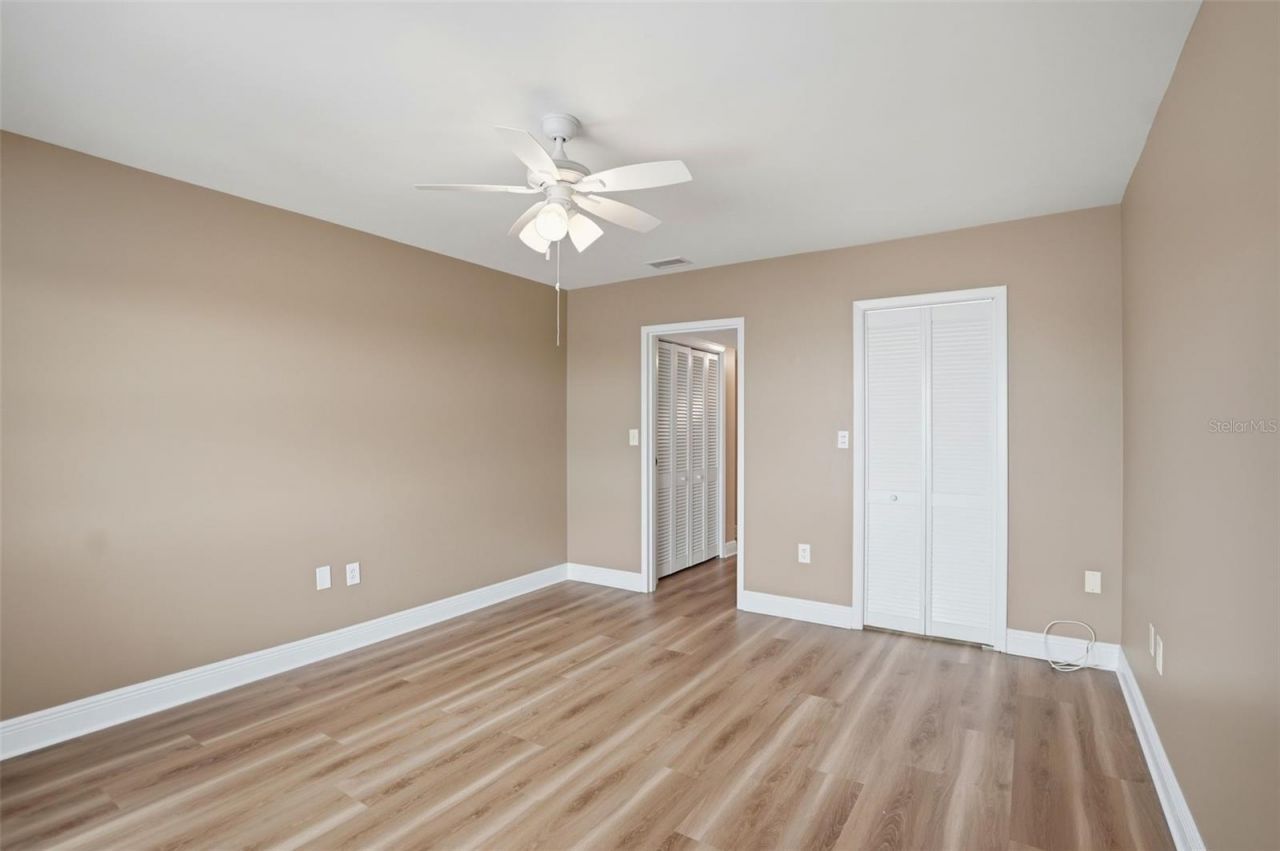 5108 Brittany Drive S, Unit 1006, Saint Petersburg, FL 33715 Photo