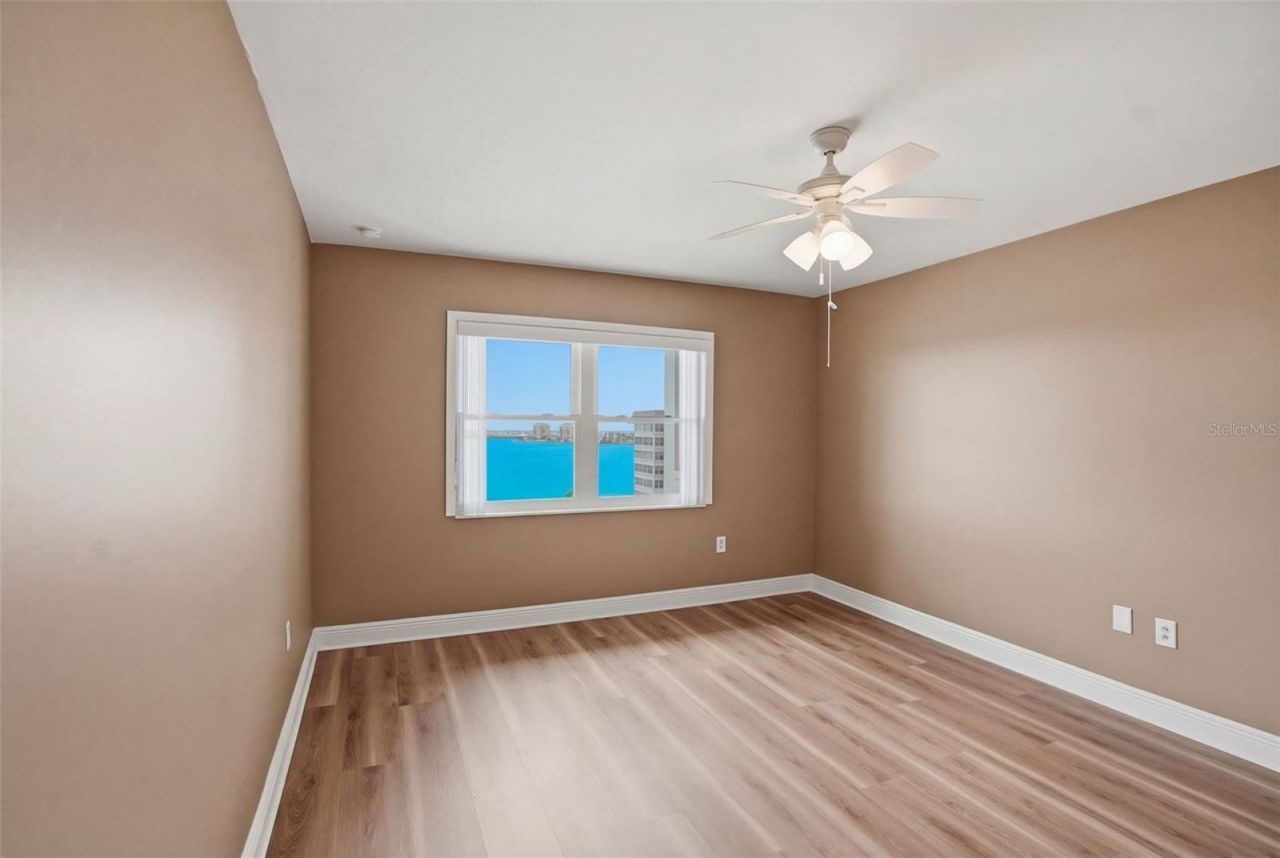 5108 Brittany Drive S, Unit 1006, Saint Petersburg, FL 33715 Photo