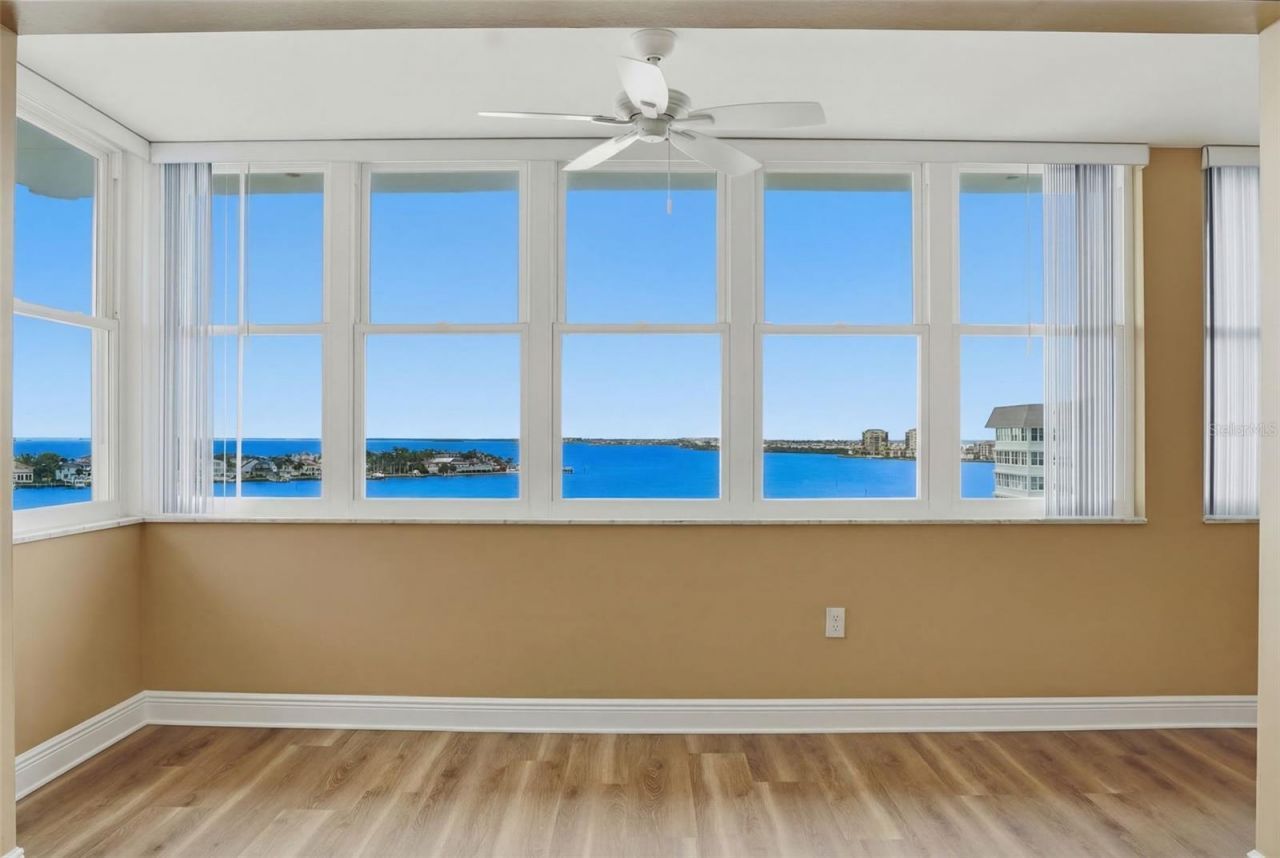 5108 Brittany Drive S, Unit 1006, Saint Petersburg, FL 33715 Photo