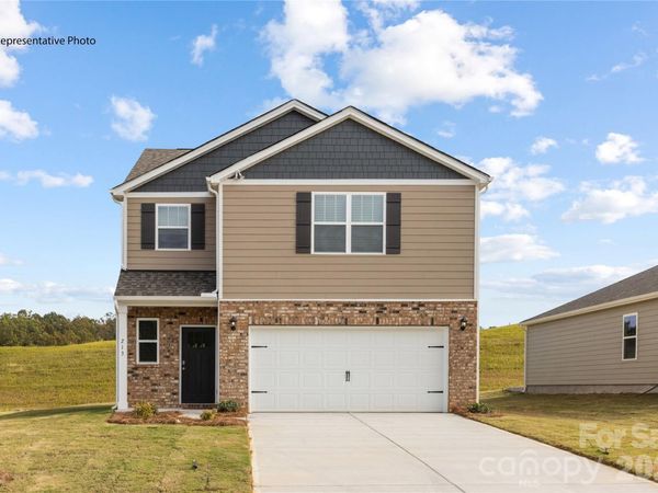 5121 Shallow Brook Drive , Charlotte, NC 28215