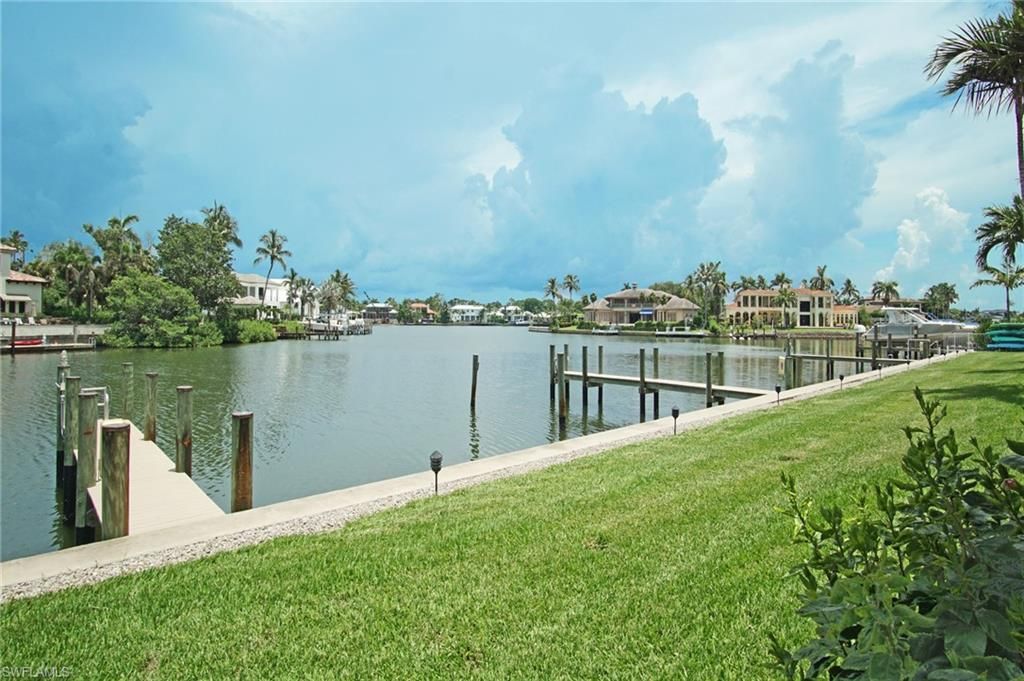 1910 Gulf Shore Blvd N, Unit 102, Naples, FL 34102 Photo