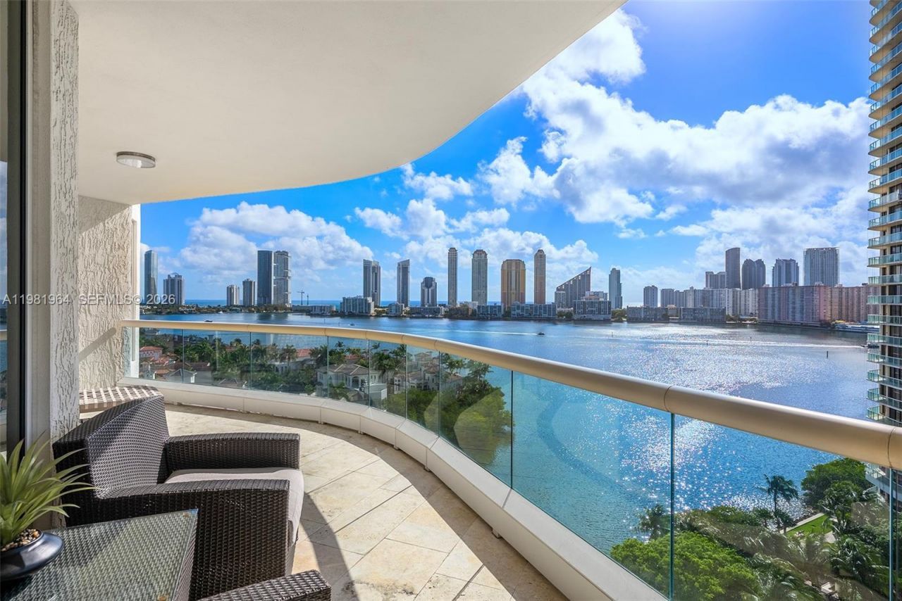 6000 Island Blvd, Unit 1208, Aventura, FL 33160 Photo