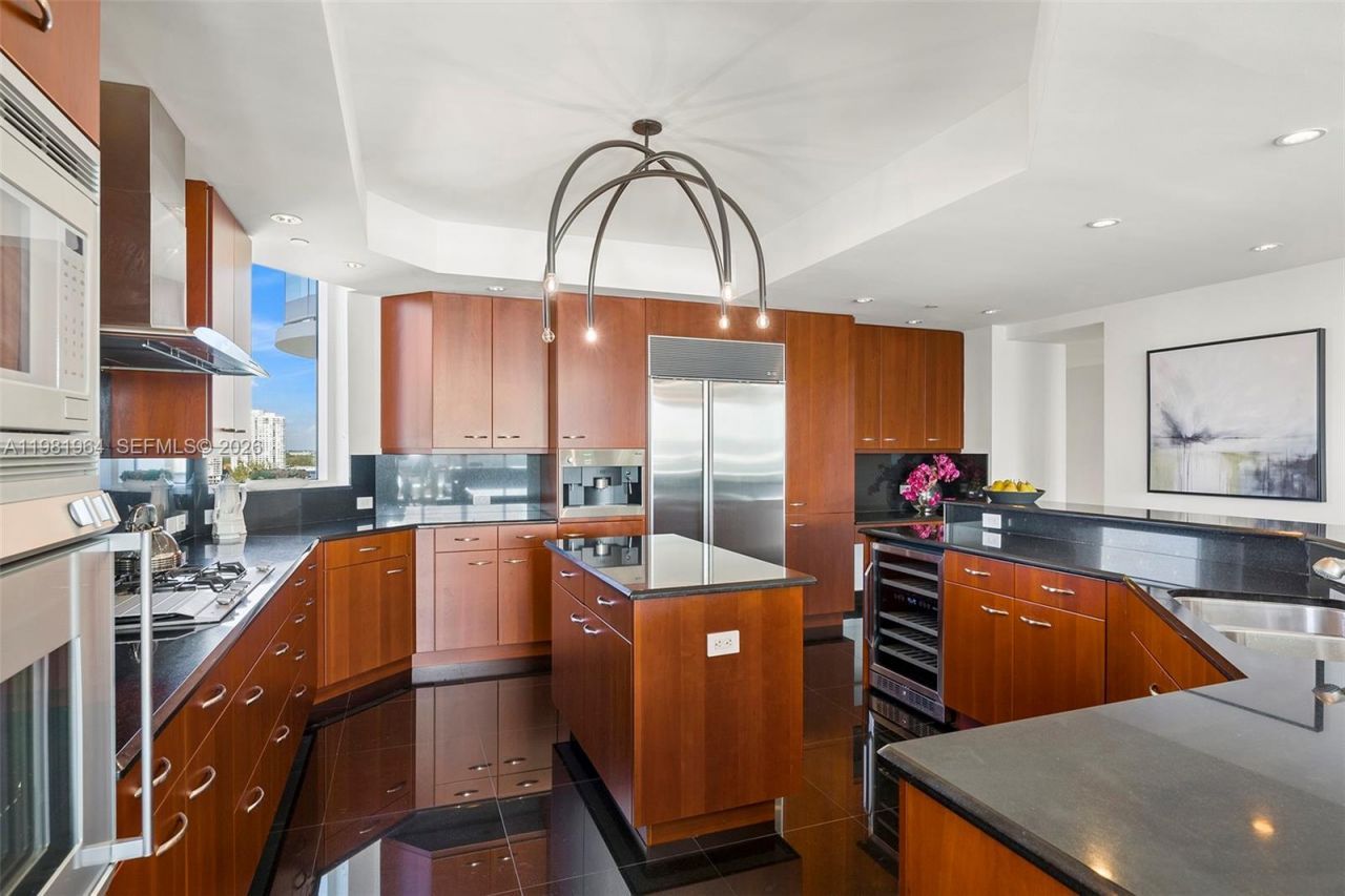 6000 Island Blvd, Unit 1208, Aventura, FL 33160 Photo