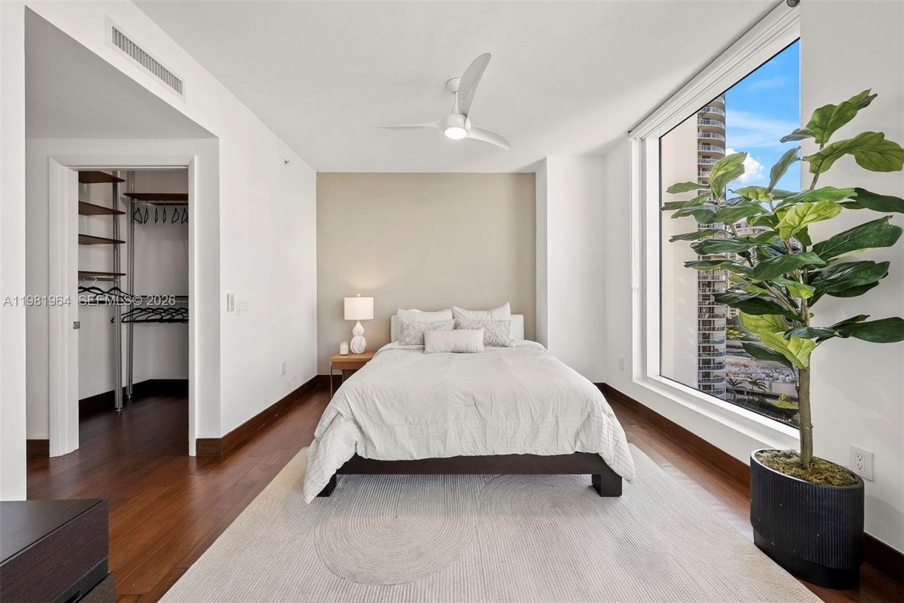 6000 Island Blvd, Unit 1208, Aventura, FL 33160 Photo