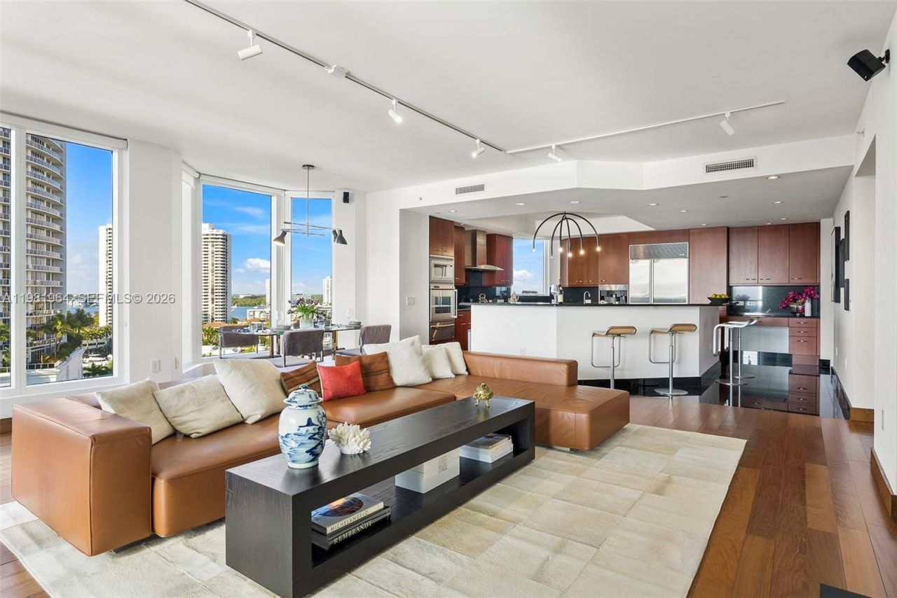 6000 Island Blvd, Unit 1208, Aventura, FL 33160 Photo