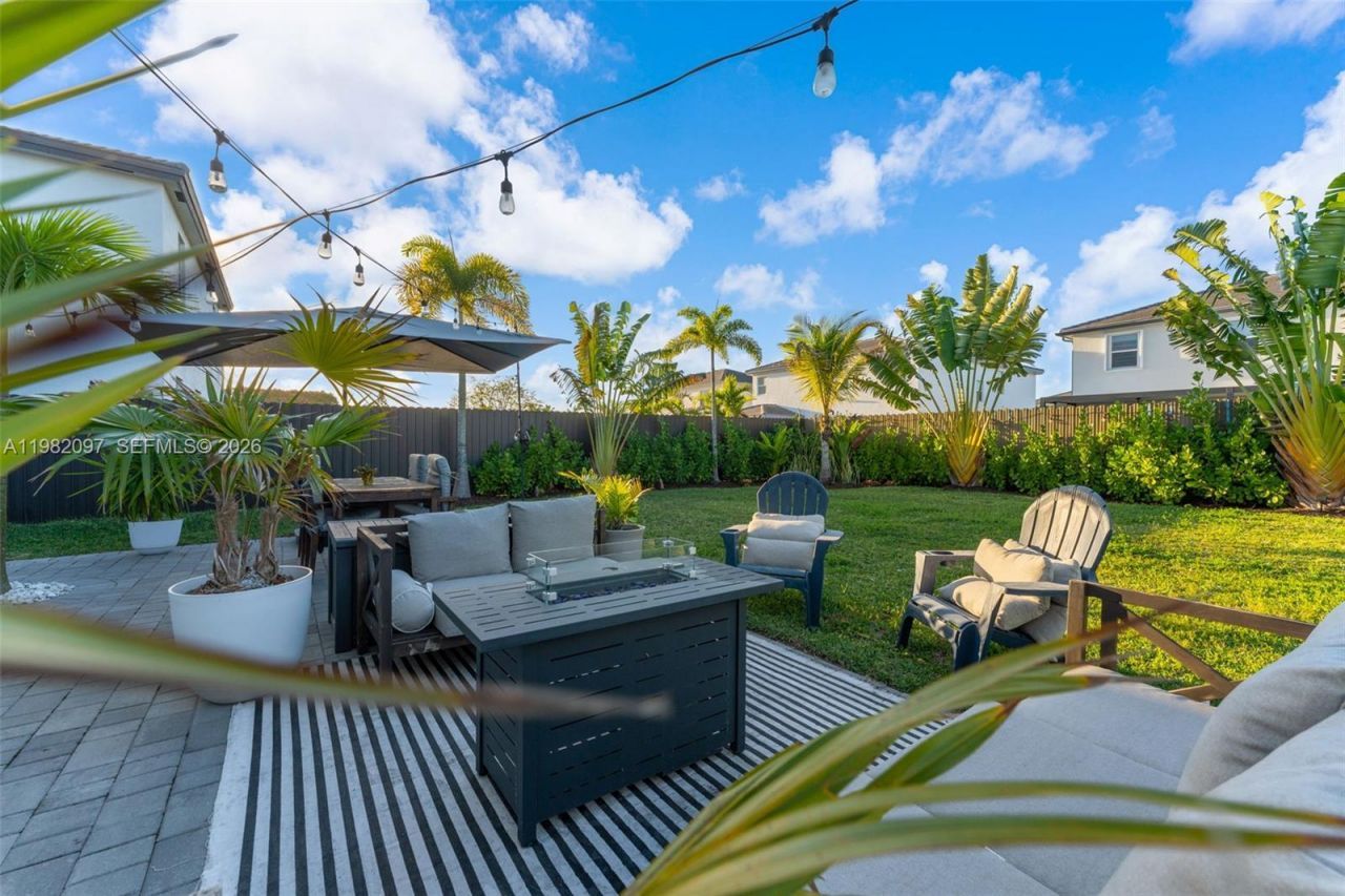 12741 SW 213th Ter , Miami, FL 33177 Photo