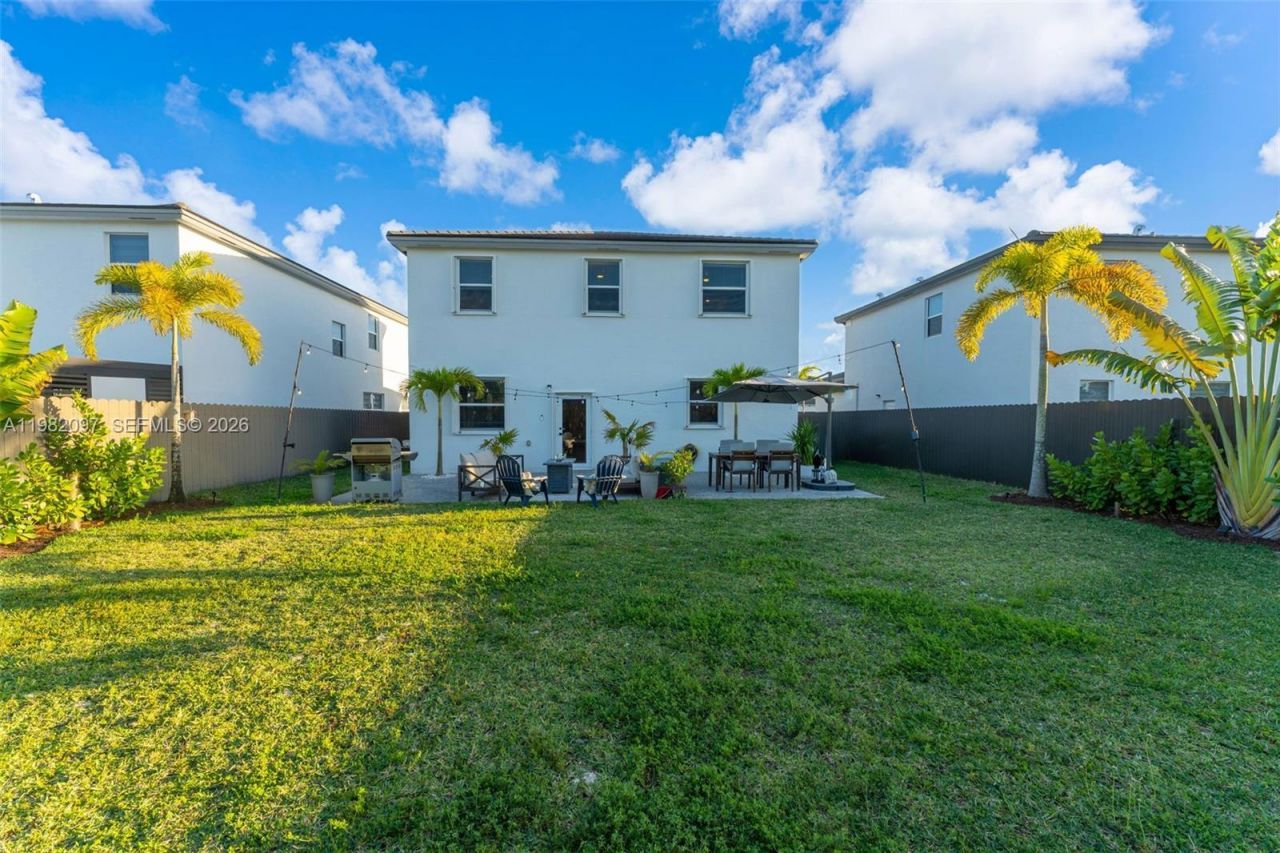 12741 SW 213th Ter , Miami, FL 33177 Photo