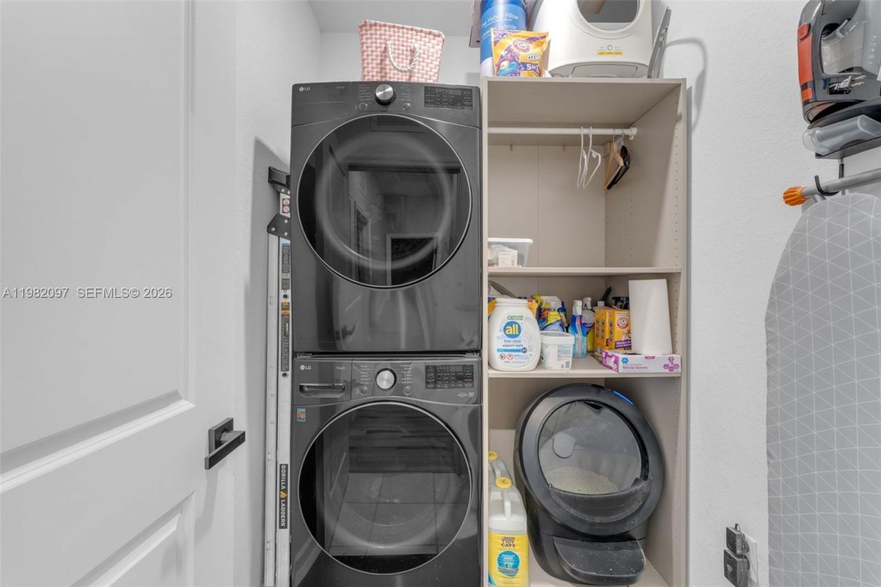 12741 SW 213th Ter , Miami, FL 33177 Photo