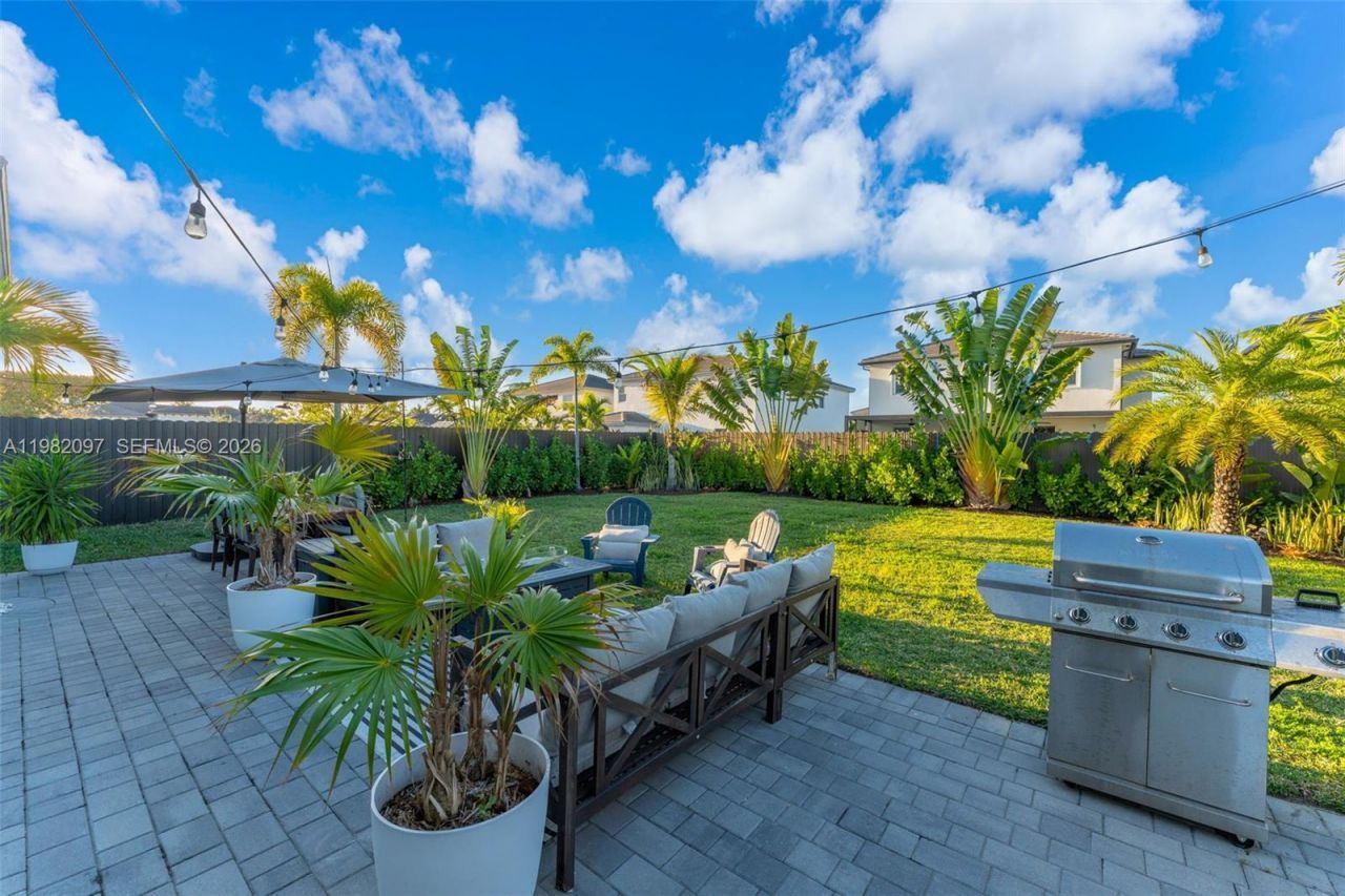 12741 SW 213th Ter , Miami, FL 33177 Photo