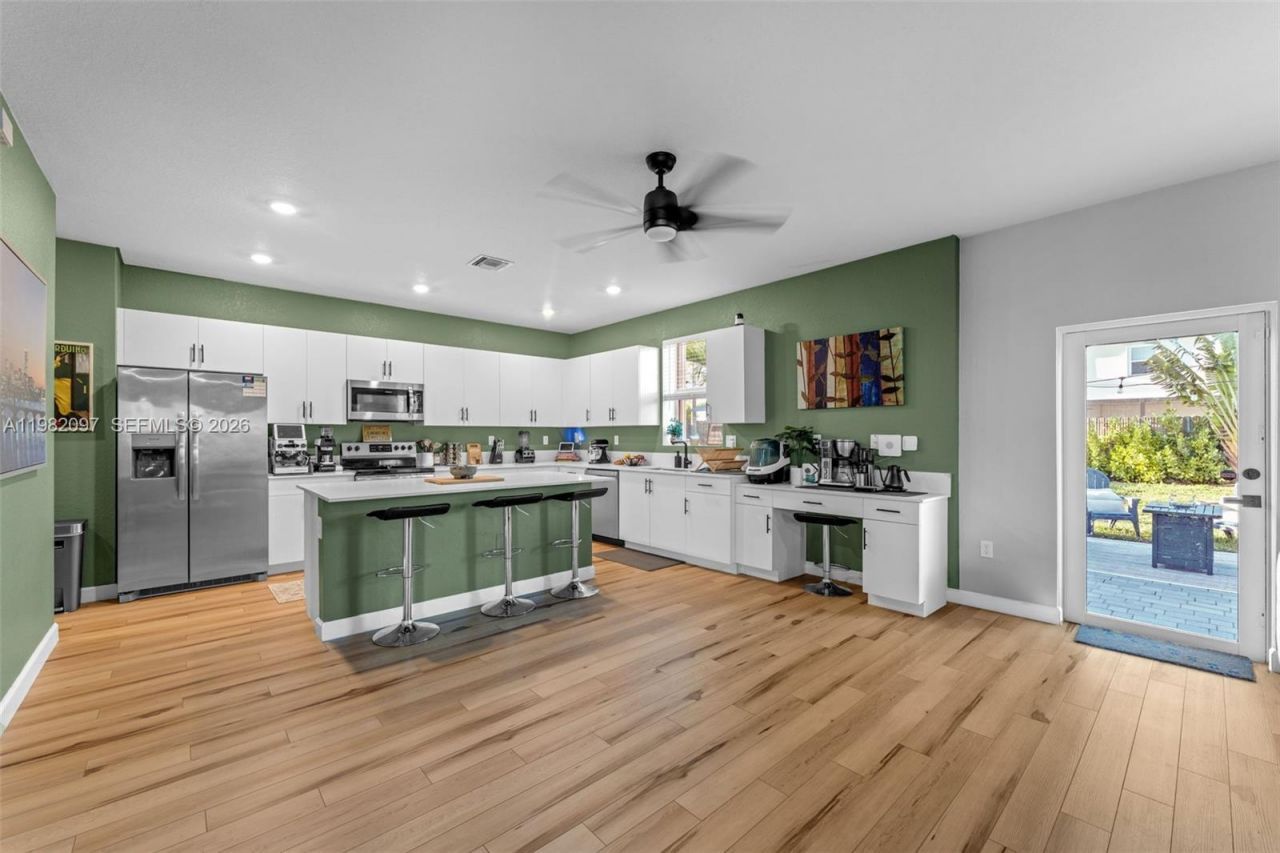 12741 SW 213th Ter , Miami, FL 33177 Photo