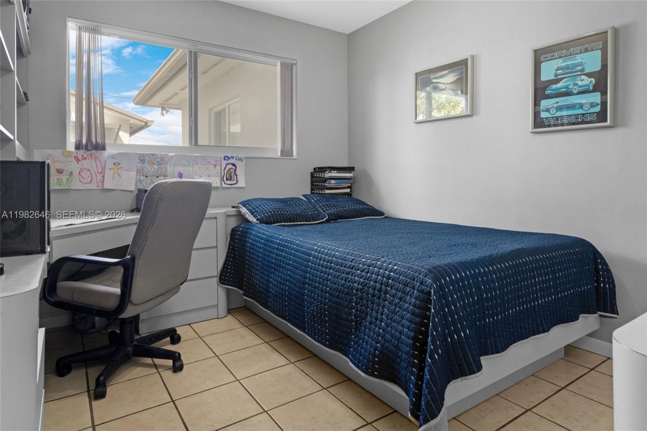 4660 W 9th Ave, Hialeah, FL 33012 Photo