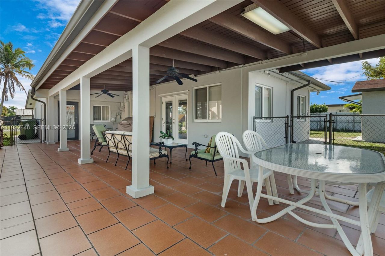 4660 W 9th Ave, Hialeah, FL 33012 Photo