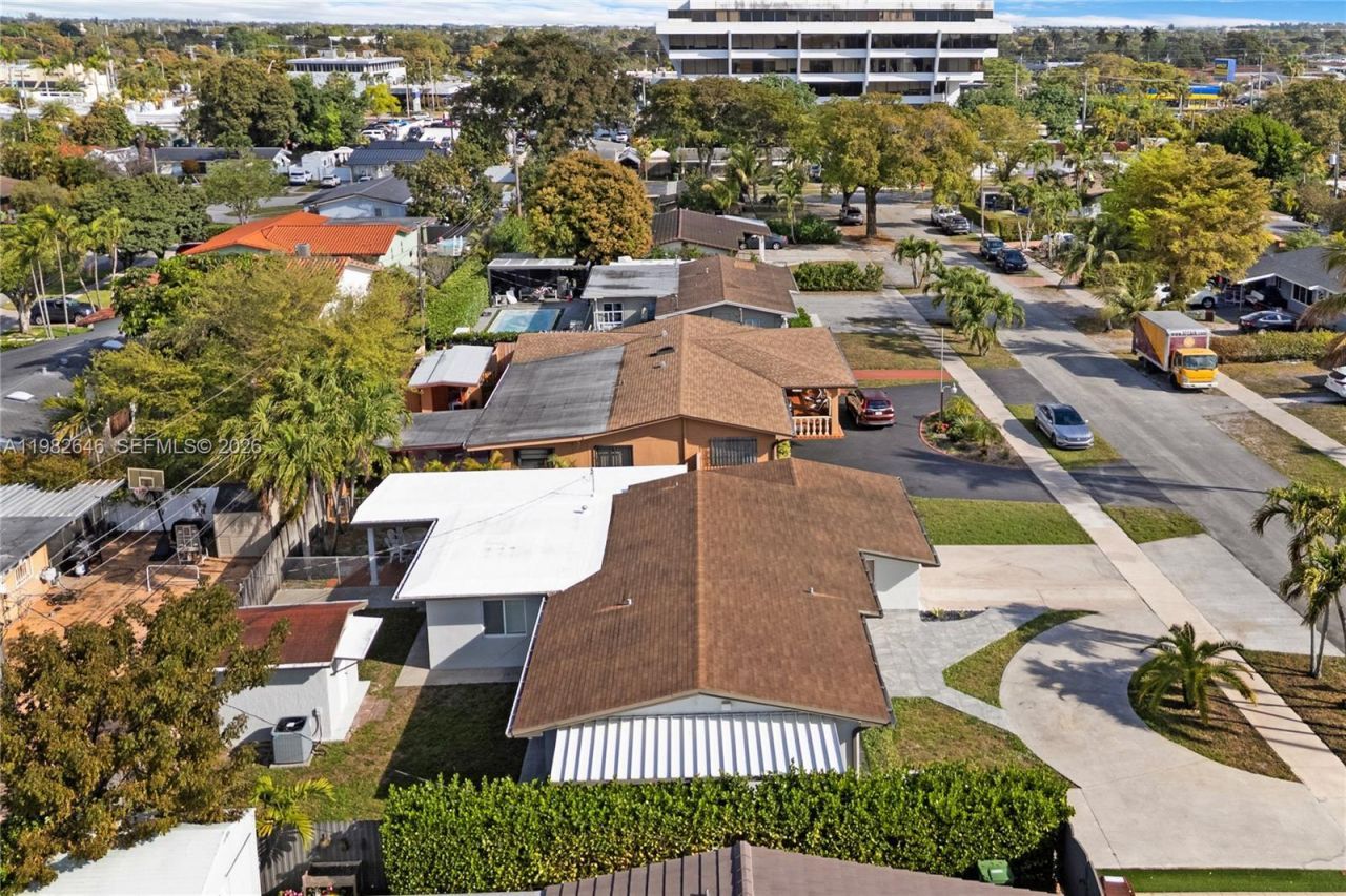 4660 W 9th Ave, Hialeah, FL 33012 Photo