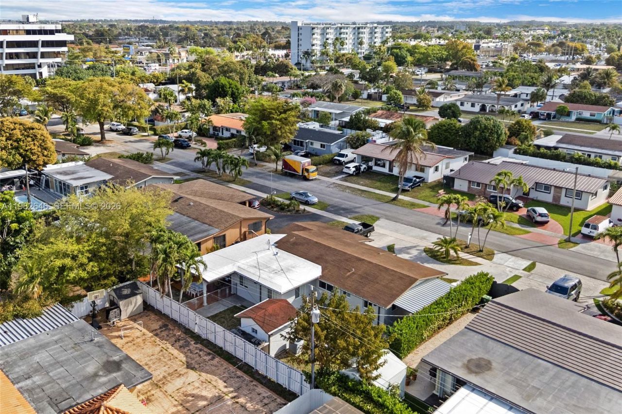 4660 W 9th Ave, Hialeah, FL 33012 Photo