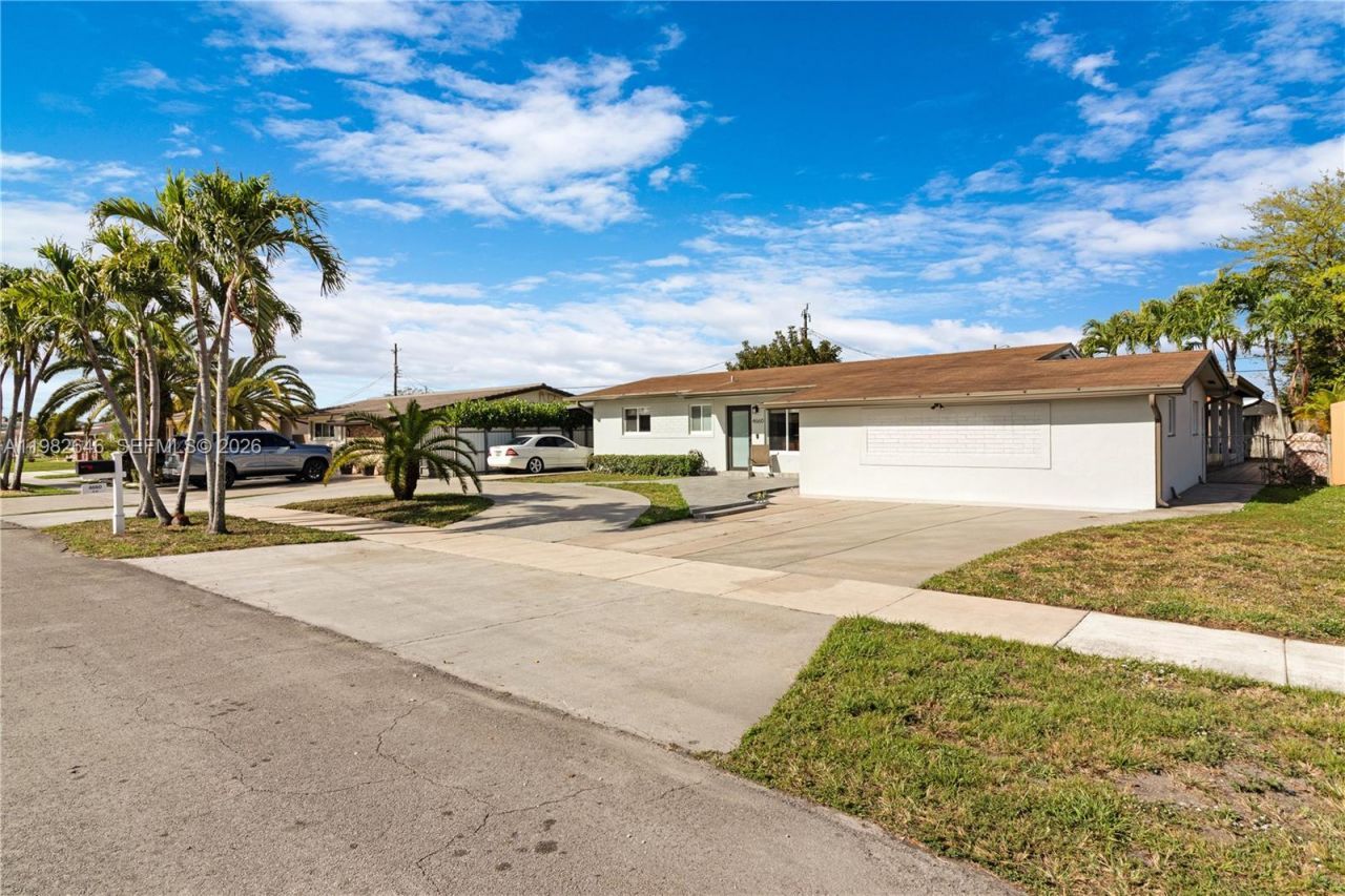 4660 W 9th Ave, Hialeah, FL 33012 Photo