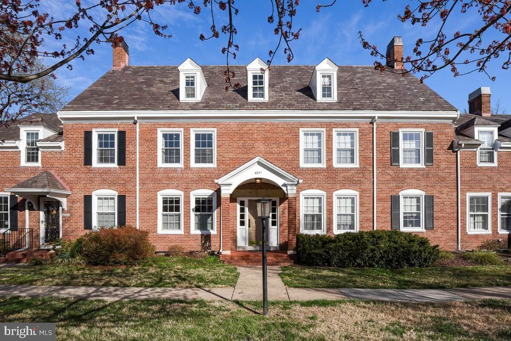 4241 35th Street S, Unit B1, Arlington, VA 22206 Main Photo