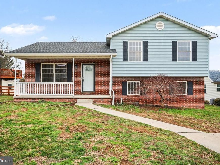 17 Mason Dixon Drive , Littlestown, PA 17340 Main Photo