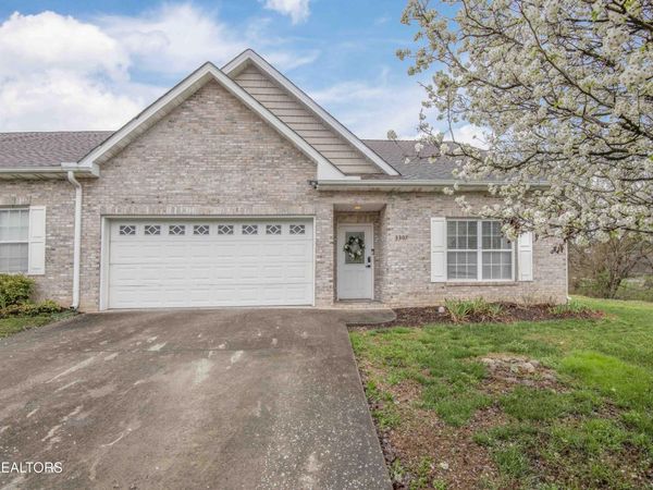 3307 Cummins Lane, Knoxville, TN 37921