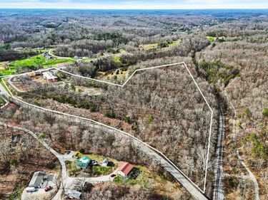 6930 Winchester Road, Irvine, KY 40336