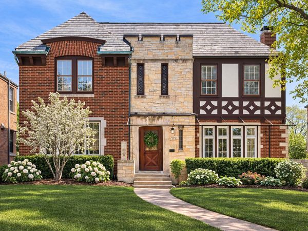 1321 Monroe Avenue , River Forest, IL 60305