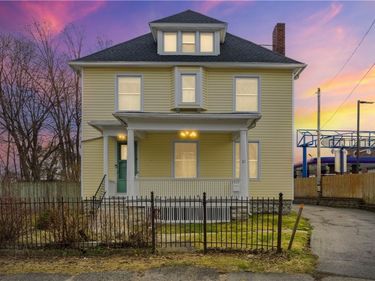 21 Kenilworth , Rochester, NY 14605