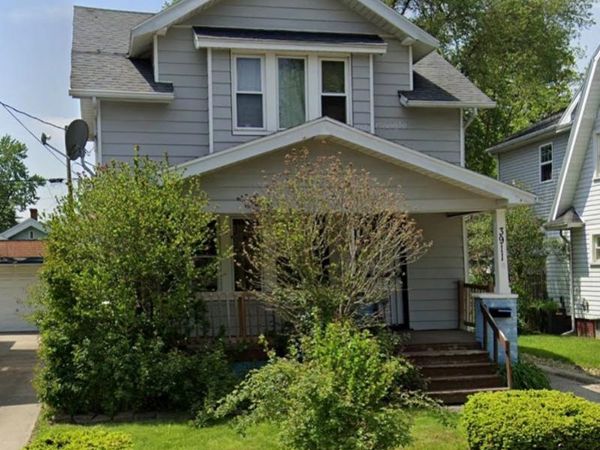 3911 Leybourn Avenue, Toledo, OH 43612