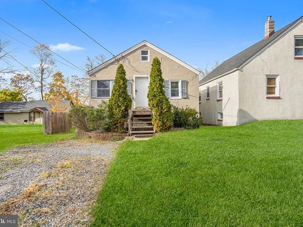 4 CREEKVIEW , BORDENTOWN, NJ 08620