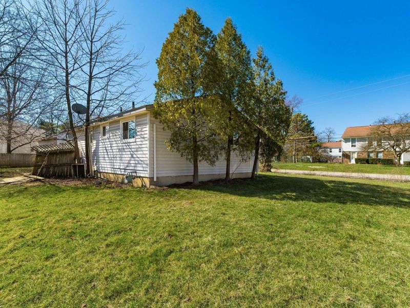 5972 Maple Canyon Avenue , Columbus, OH 43229 Photo 24