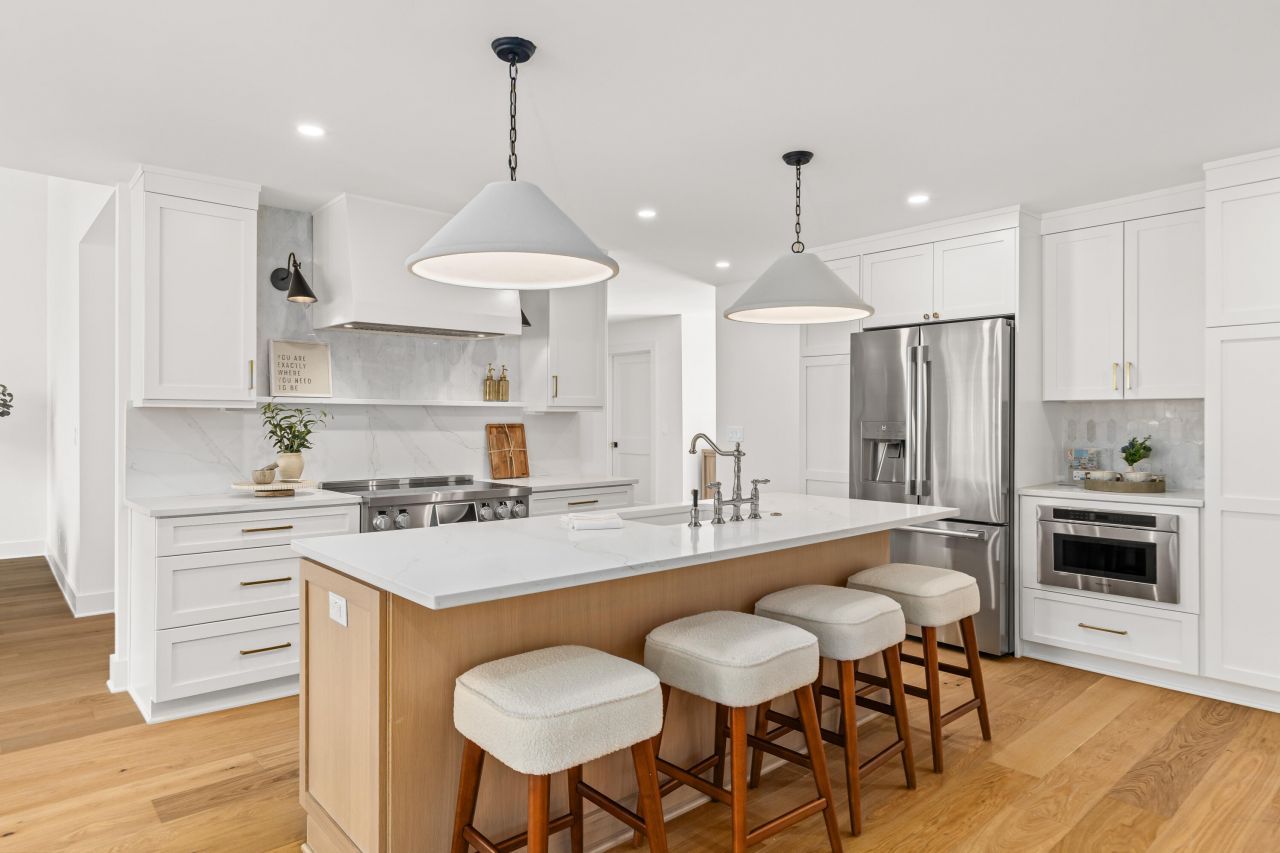 1018 Casseque Province Photo 13