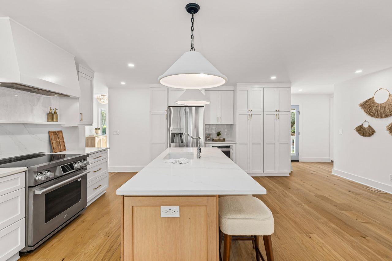 1018 Casseque Province Photo 19