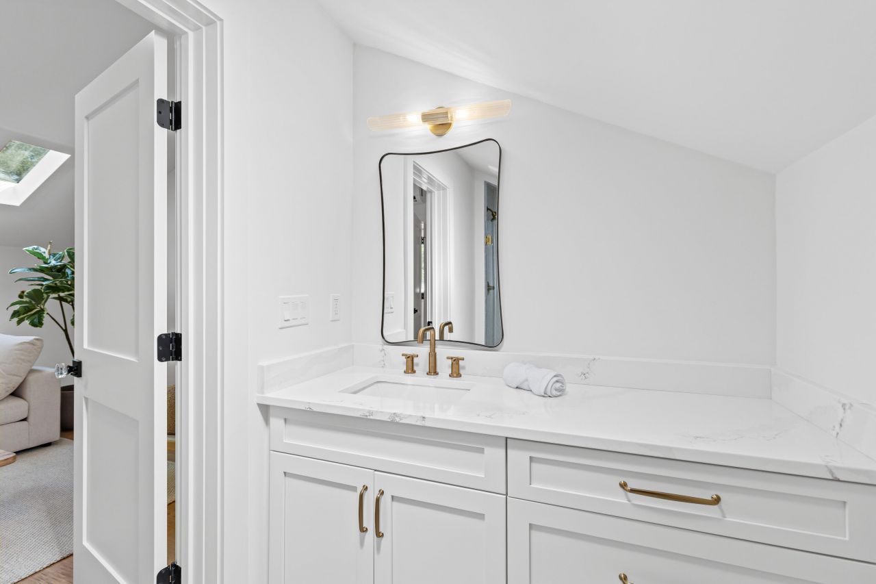 1018 Casseque Province Photo 49