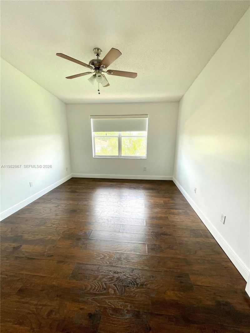 9640 NW 2nd St, Unit 5-305, Pembroke Pines, FL 33024 Photo